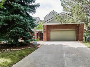 8883 Green Meadows Dr, Highlands Ranch, CO 80126