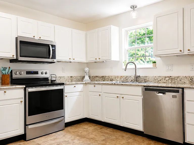 3246 Misty Hill Way — Photo 6