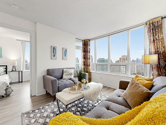 4th image of 25 Greenview Ave #2326
