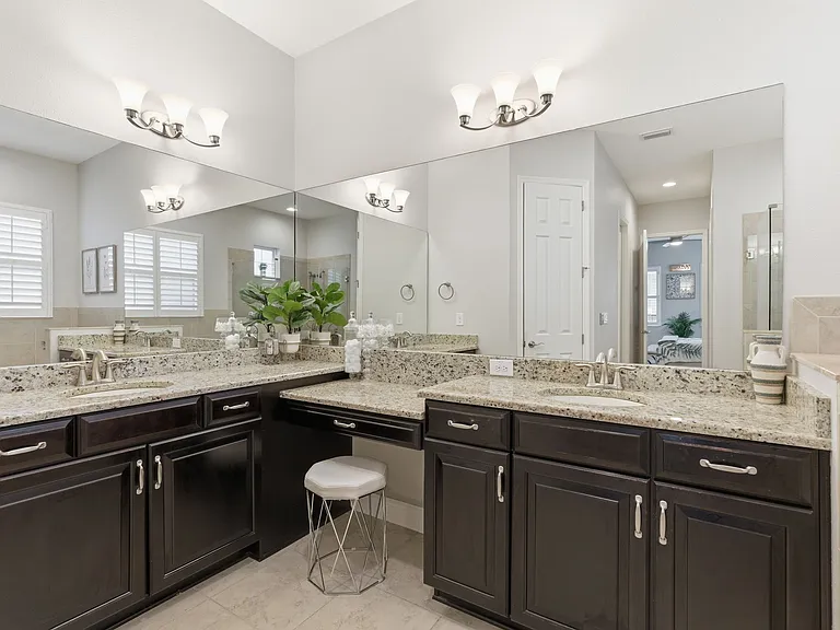 624 Winterside Dr — Photo 11