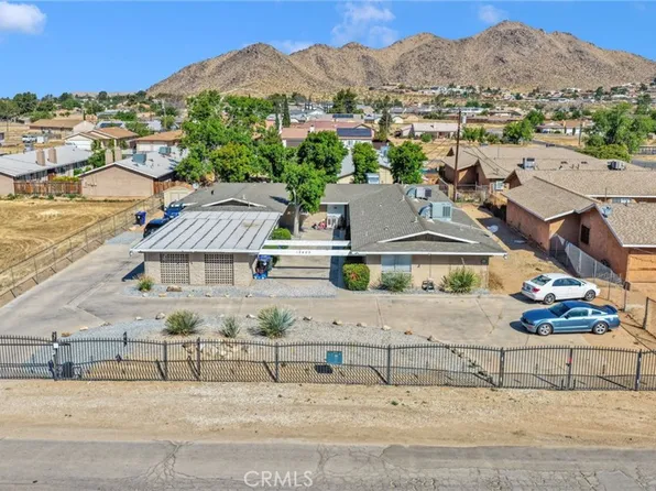 15400 Kiamichi Rd, Apple Valley, CA 92307