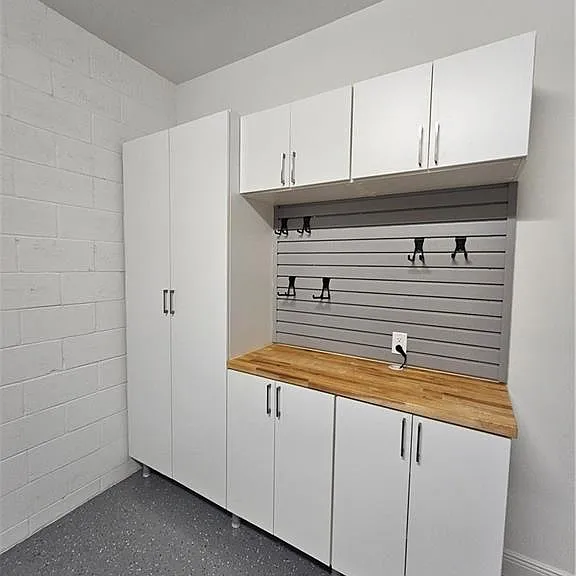 6954 Avalon Cir #703 — Photo 14