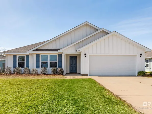 7045 Abigail St, Gulf Shores, AL 36542