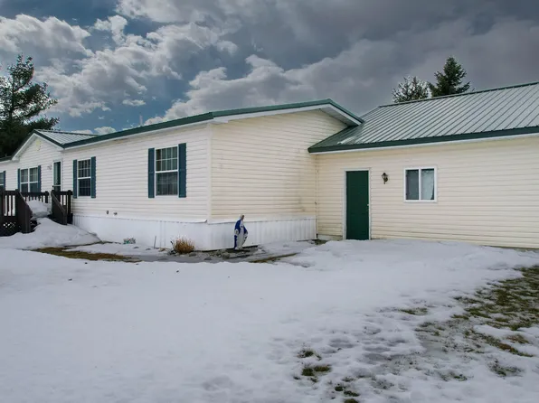 104 Marie Ave, Cheboygan, MI 49721