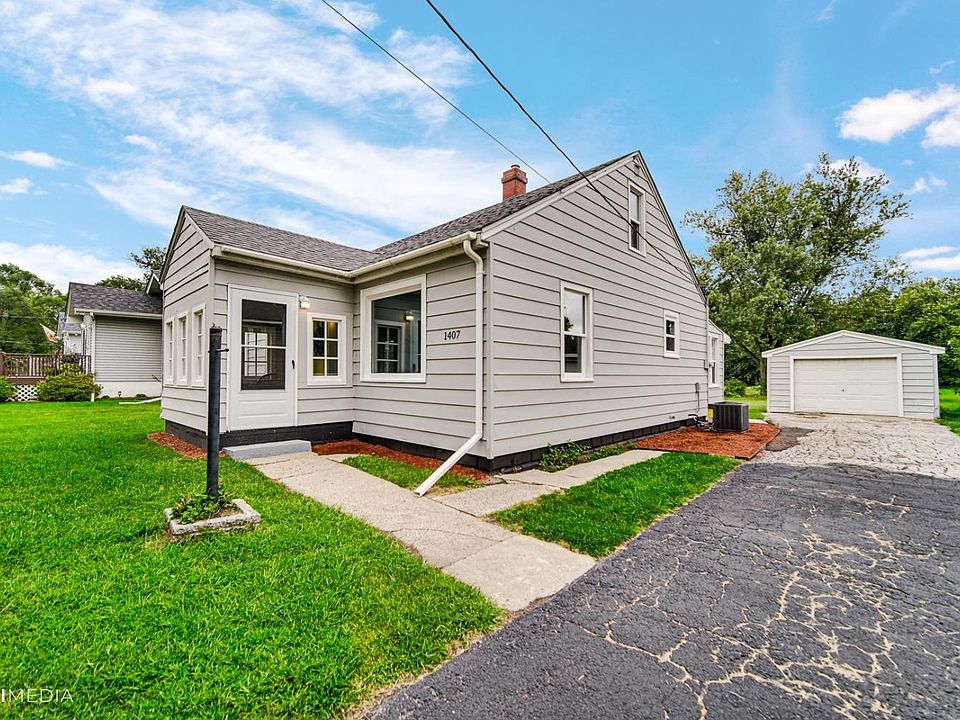 1407 E Elm St, Griffith, IN 46319 MLS 538431 Zillow
