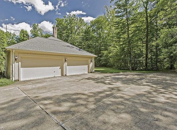 3rd image of 6612 Limberlost Ct