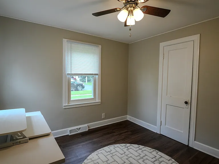 72 Sherwood Ave — Photo 19