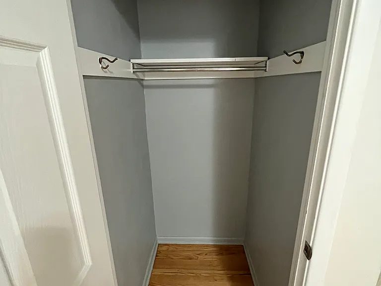 Bedroom 1 - closet
