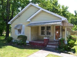 27 Moss Ave, Hampton, VA 23669