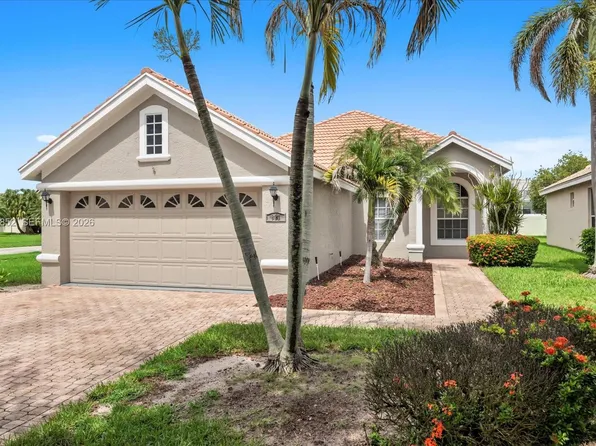 827 SW Lake Charles Cir, Port Saint Lucie, FL 34986