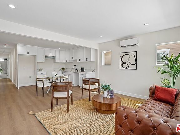 3rd image of 5214 Cimarron St