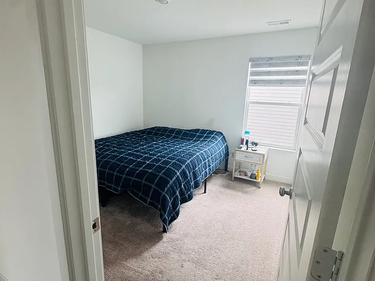 1264 Patens Dr — Photo 5