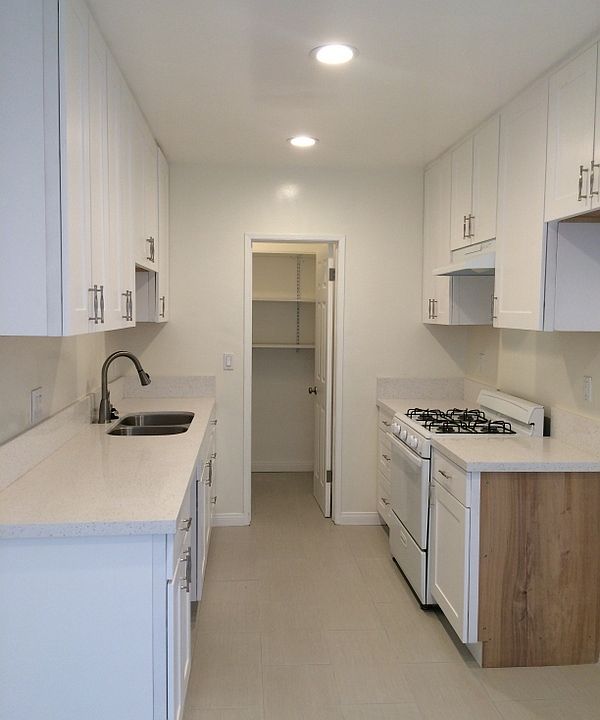 1st image of 1143 10th St APT 7