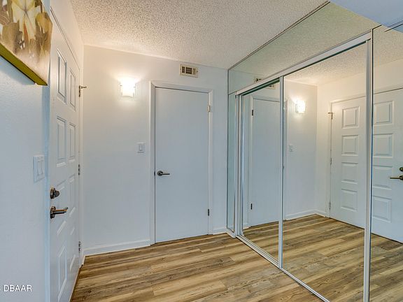 5th image of 275 Indigo Dr #1010