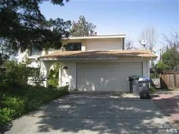 2651 Beecham Ct photo 1