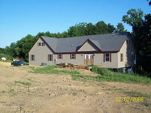 2nd image of 529 Brown Rd