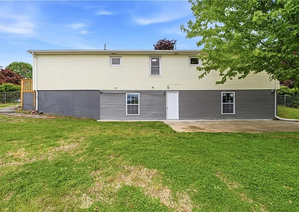 131 Woodland Ave