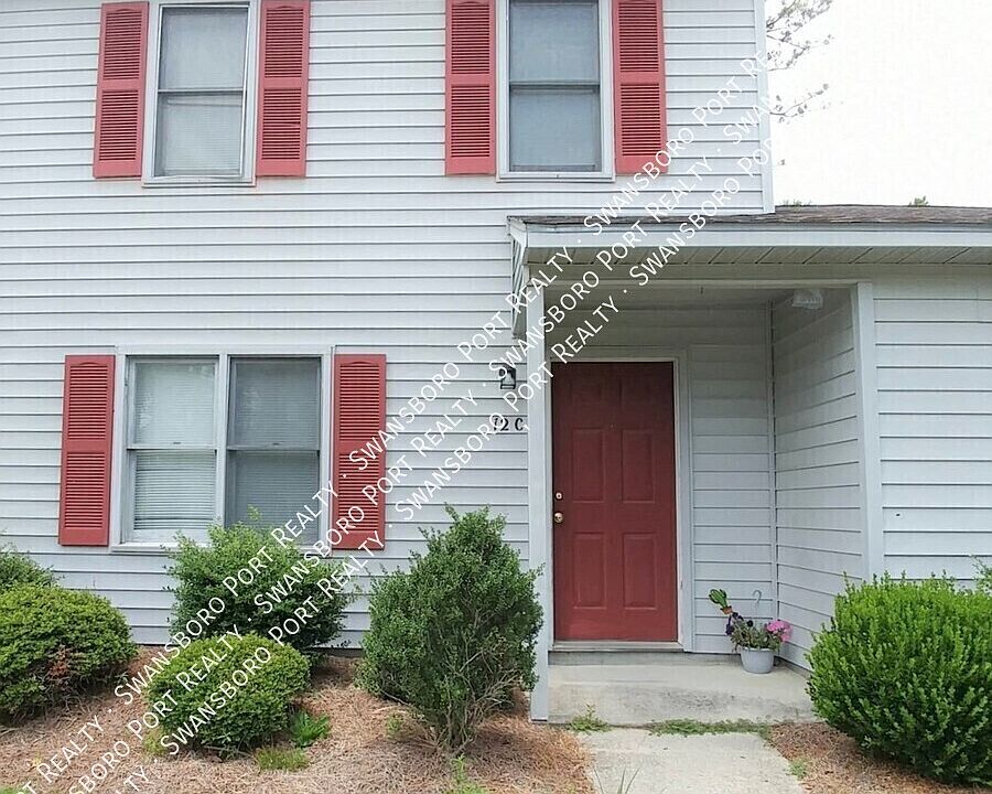 1st image of 12 Port West Ct #C