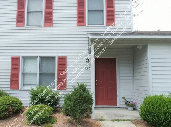 12 Port West Ct #C, Swansboro, NC 28584