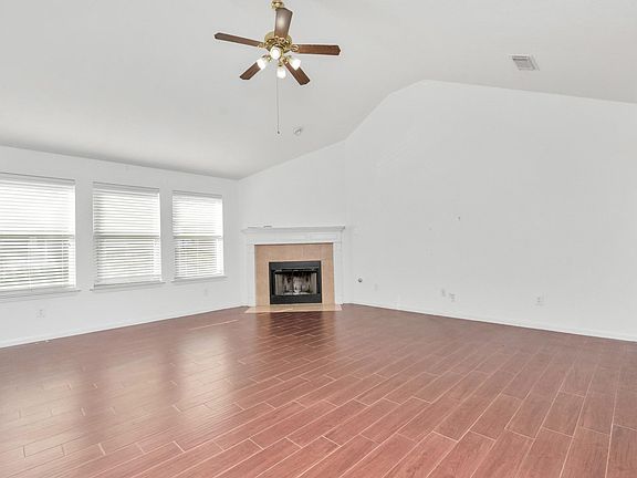 3rd image of 2985 Creek Falls Ct