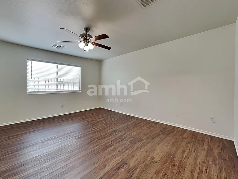 9815 W Riverside Ave — Photo 9