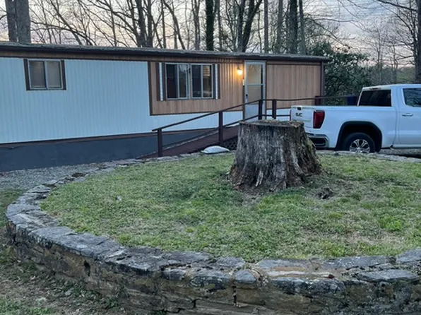 (undisclosed Address), Blowing Rock, NC 28605