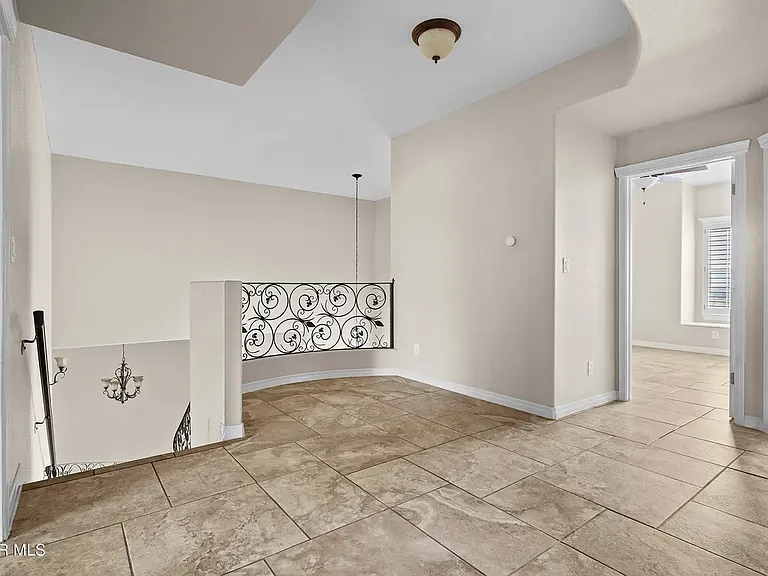 1608 Jolla Del Sol — Photo 14