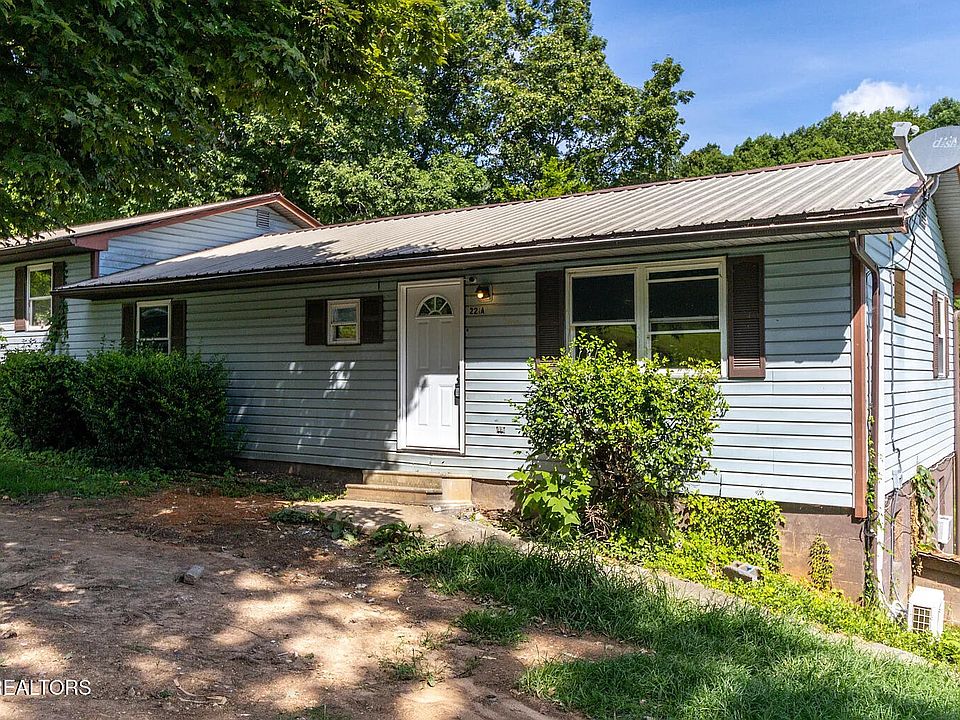 1st image of 221 Pattie Gap Rd