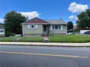 1088 Logee St, Woonsocket, RI 02895