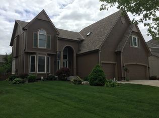 8103 W 129th Ter, Overland Park, KS 66213