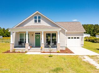 1395 Temples Point Rd, Havelock, NC 28532