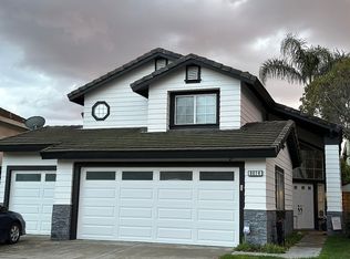 8074 Lomas Ct, Fontana, CA 92336