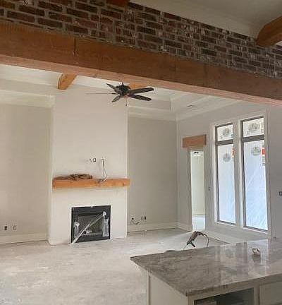 2nd image of 411 Last Quarter Dr