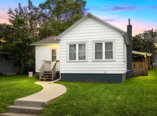 1619 Caroline St, La Crosse, WI 54603