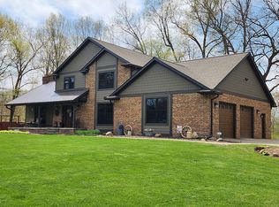2531 Ore Valley Dr, Hartland, MI