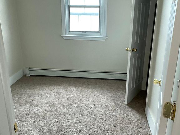 3rd image of 126 Maryland Ave Floor 2