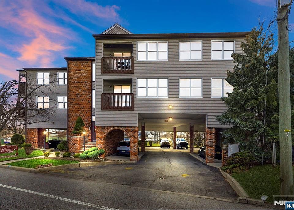 1st image of 779 Riverside Ave APT 201