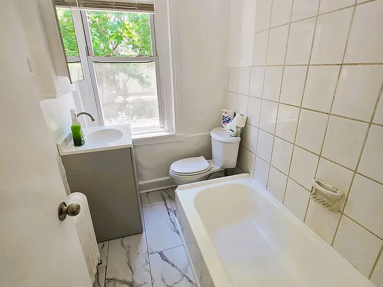 5828 Knox St — Photo 5