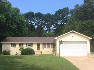 5 Hiawatha Dr, Jackson, TN 38305