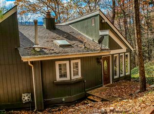 211 Cobble Creek Dr, Tannersville, PA 18372