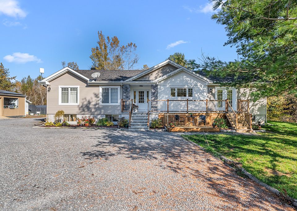 Main House, Basement entrance at right