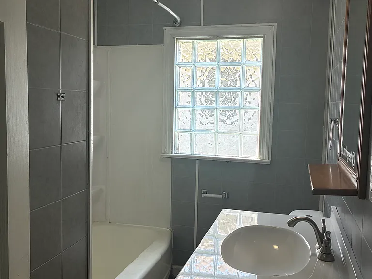 1717 E Ewing Ave — Photo 11