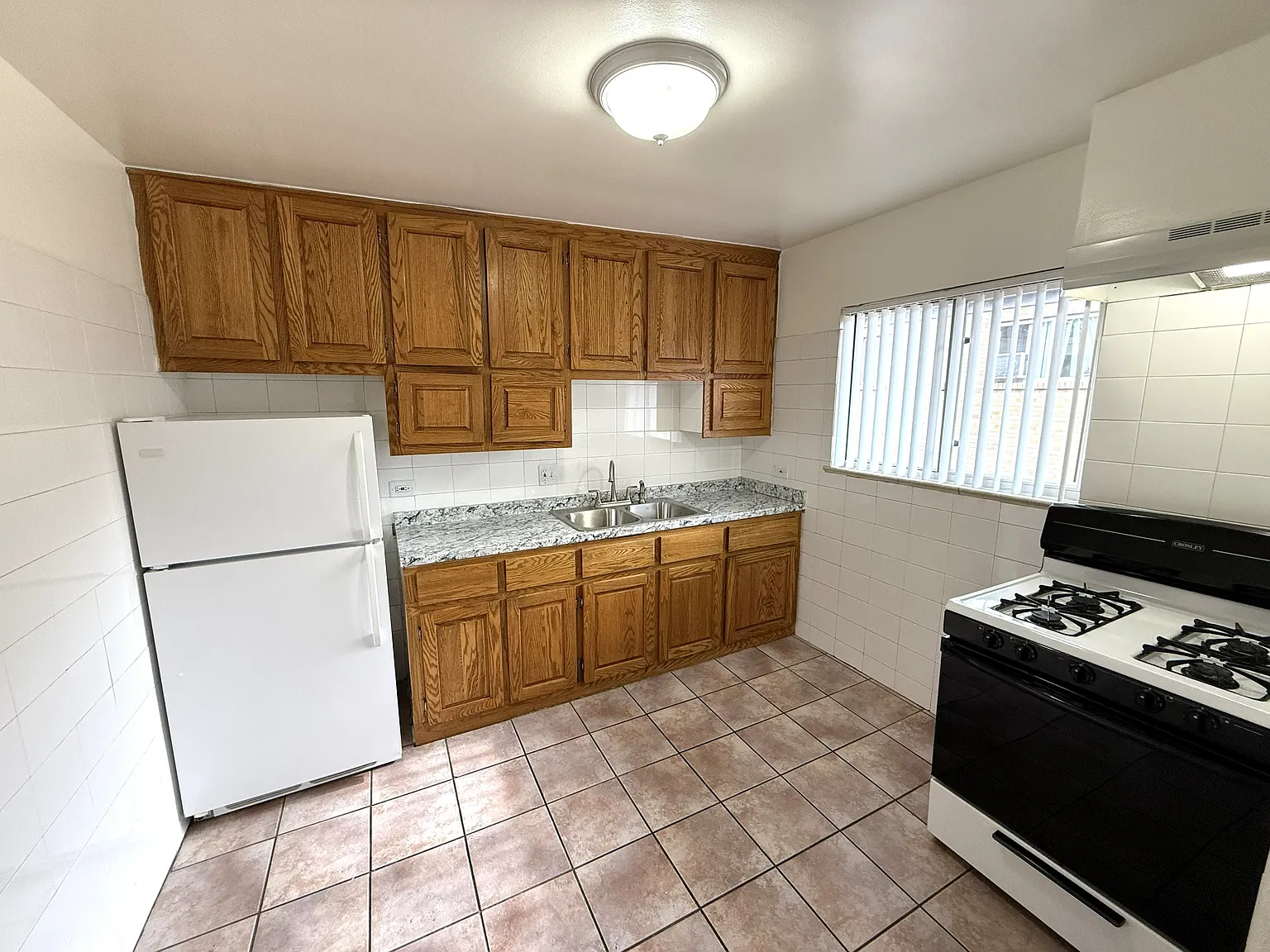 2 bed, 650 sqft, $1,195 — Photo 2