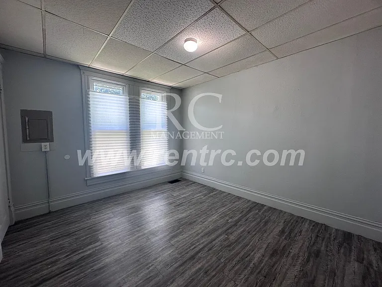 505 Sheridan St — Photo 10