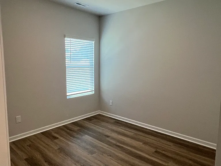 168 N Squires Run Ln — Photo 17