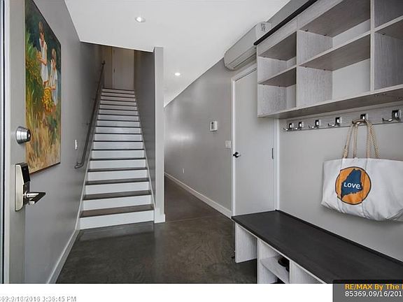 4th image of 197 Sheridan St #4