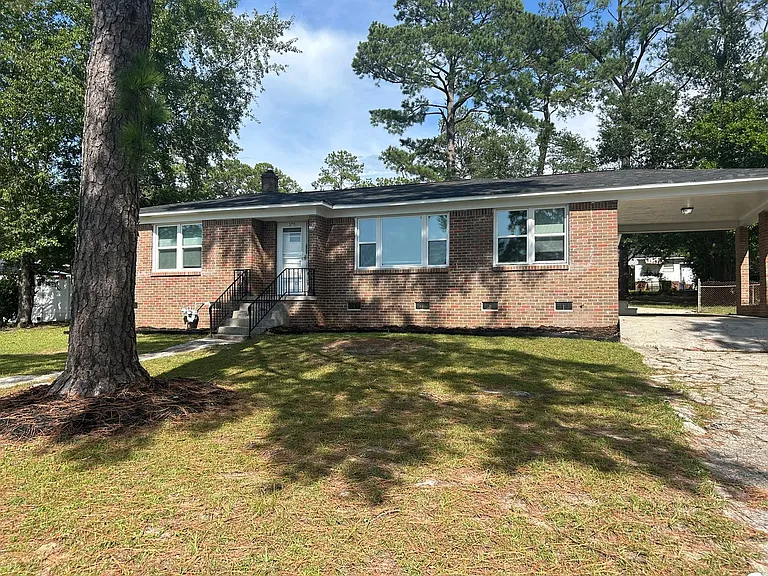 3711 Kaiser Ave — Photo 2