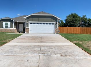 12437 Armstrong Dr, Oklahoma City, OK 73131