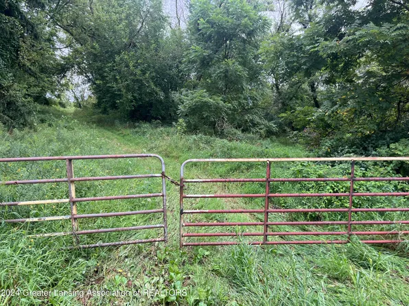 Calhoun N Drive North Dr #D, Albion, MI 49224