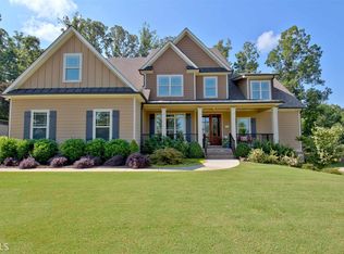 106 W Cove Dr, Newnan, GA 30263